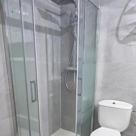 Apartamento Plasencia Apartment *