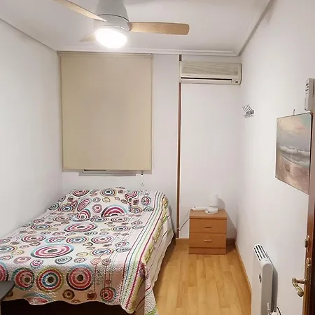 Daire Apartamento Plasencia *